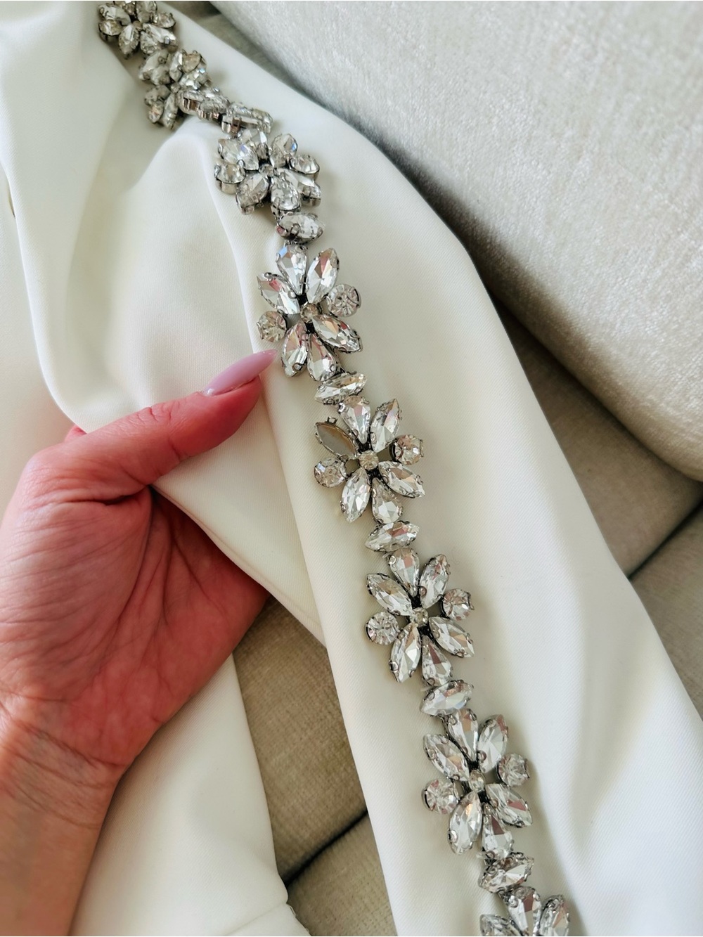 NADINE MERABI DAVINA White Embellished Crystal-Trim Blazer - Picture 4 of 9
